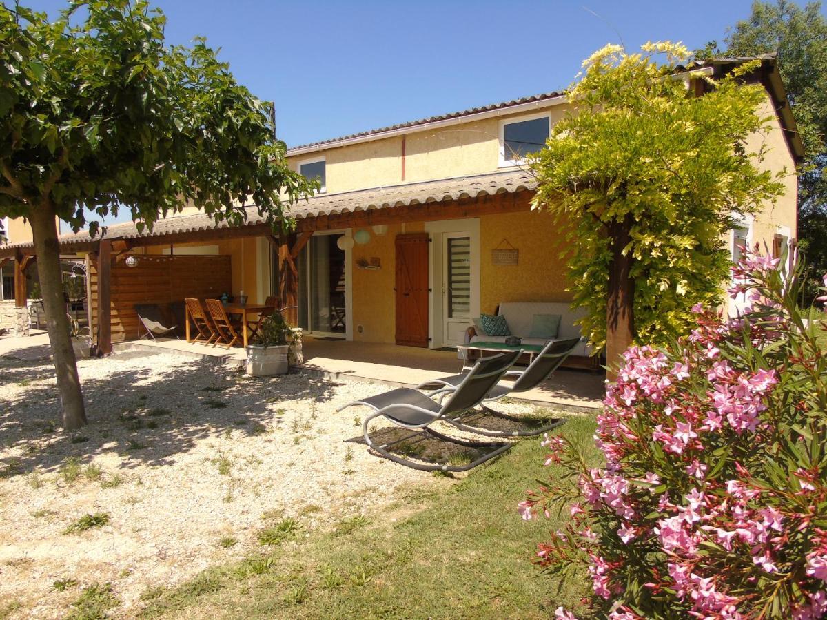 Aux Lauriers D'Adhemar Villa La Garde-Adhémar Екстериор снимка